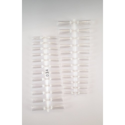 Типсы для ногтей в пластиковом контейнере прозрачные 240 штук